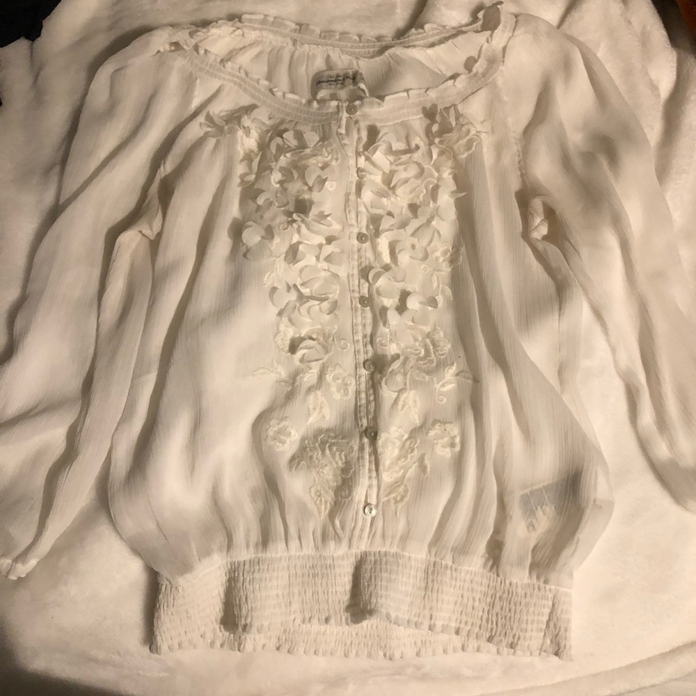 Abercrombie & Fitch White Top
